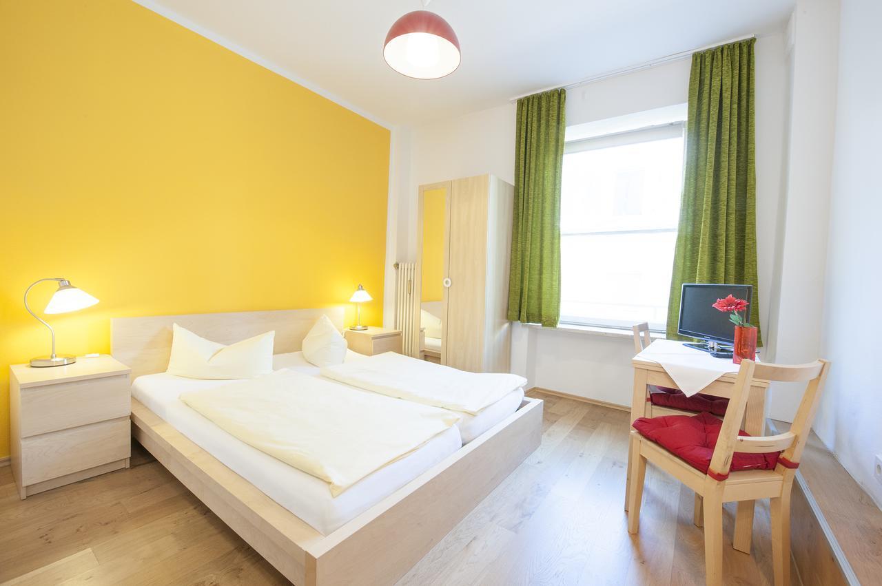 Hotel Pension Am Hauptbahnhof Munchen Bagian luar foto