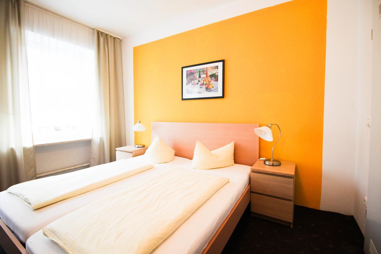 Hotel Pension Am Hauptbahnhof Munchen Bagian luar foto